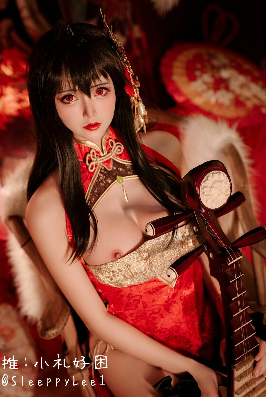 Cosplay Taihou ͼ ƷŮд С  1ҳ